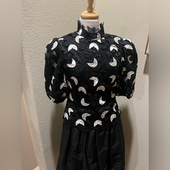 VTG 80s Richilene New York Black White Floral  Lace Bubble Formal Dress Sz 4 - Picture 2 of 8
